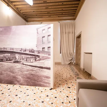 Elegance Calatrava Apartment Venice