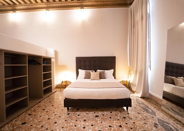 Elegance Calatrava By Sarlux * ונציה