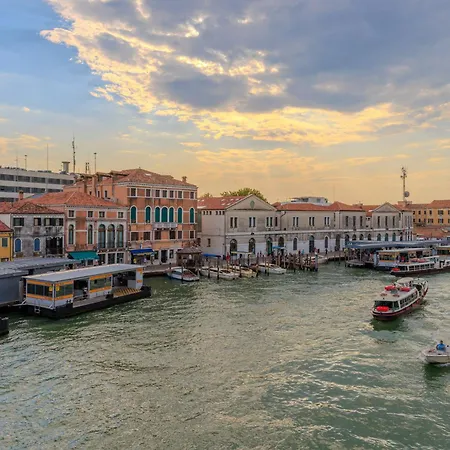 Elegance Calatrava By Sarlux 公寓 *